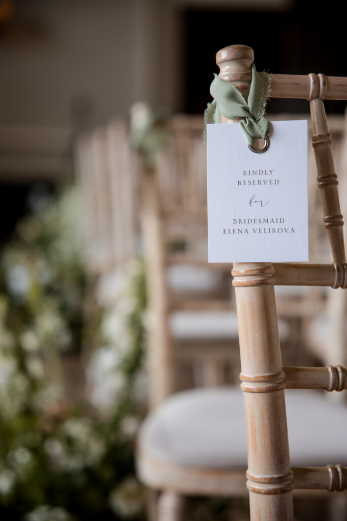 Décoration de chaise pour mariage